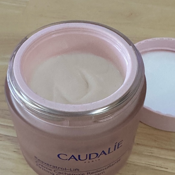 Caudalie Resveratrol Lift Firming Cashmere Day Cream - Picture 5 of 5